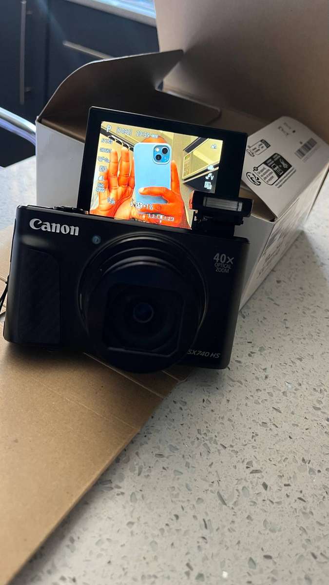 Digital camera