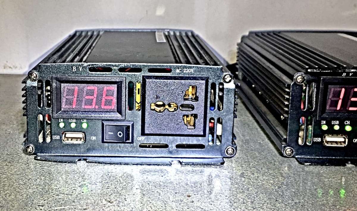 2x 2000w pure sine wave invertors