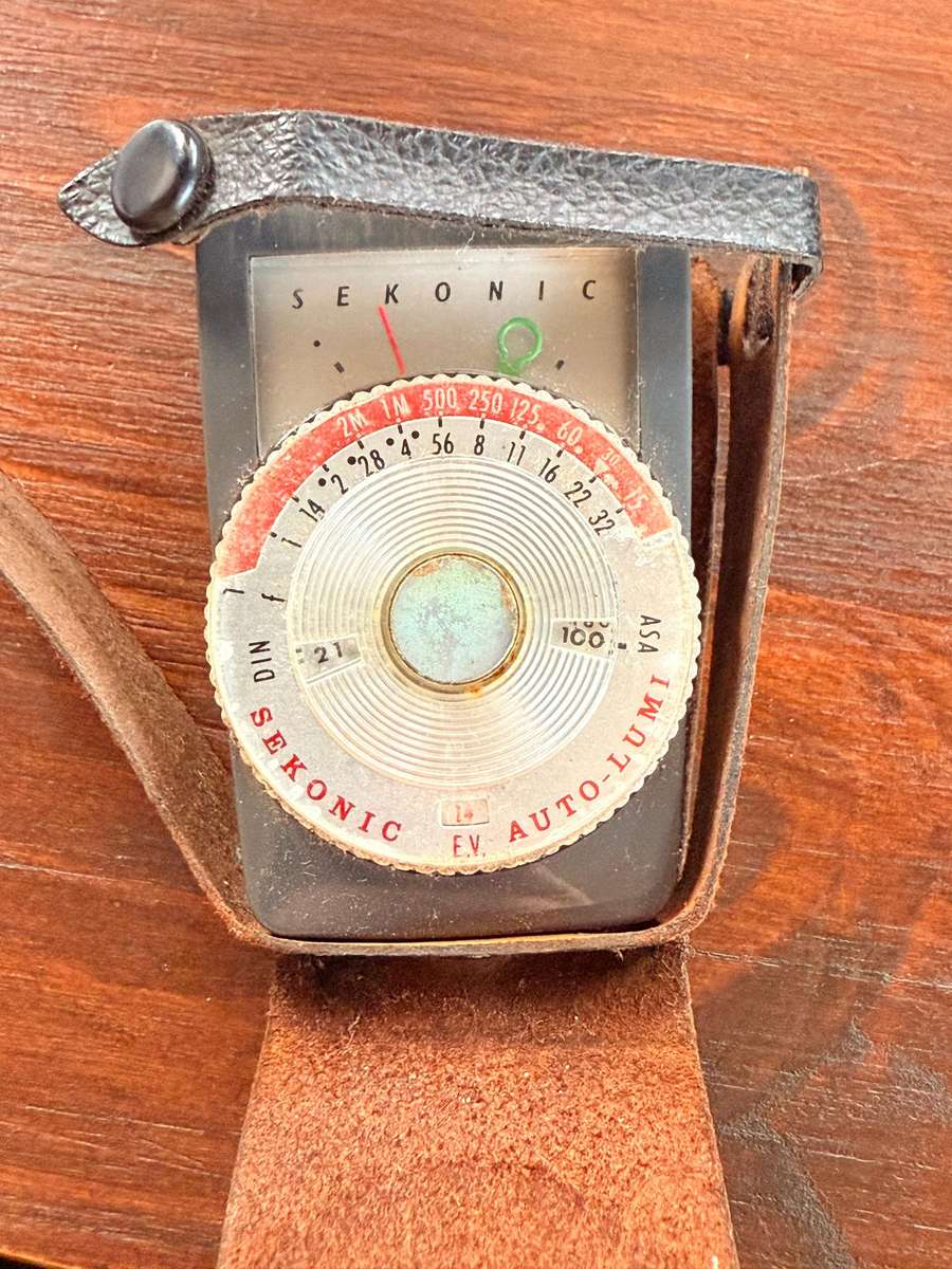 Vintage Sekonic Auto Lumi 86 Exposure Meter W/ Original Box, Case, Tool, Strap