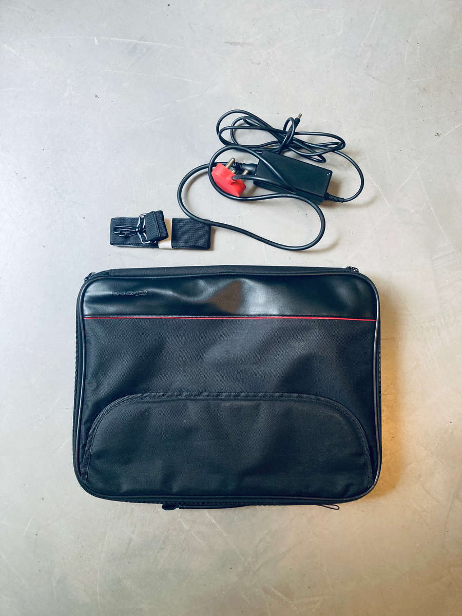 Dell Latitude 3420 (i5-1135G7, 8GB RAM, 256GB SSD) - 14" FHD - Some Cosmetic Wear and Tear