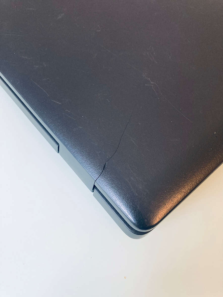 Dell Latitude 3420 (i5-1135G7, 8GB RAM, 256GB SSD) - 14" FHD - Some Cosmetic Wear and Tear