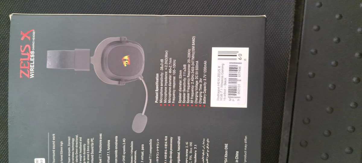Redragon ZEUS PRO 7.1 Wireless Gaming Headset