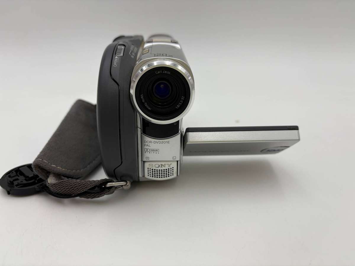 Sony Handycam DCR-DVD201E  Mini-DVD Camcorder