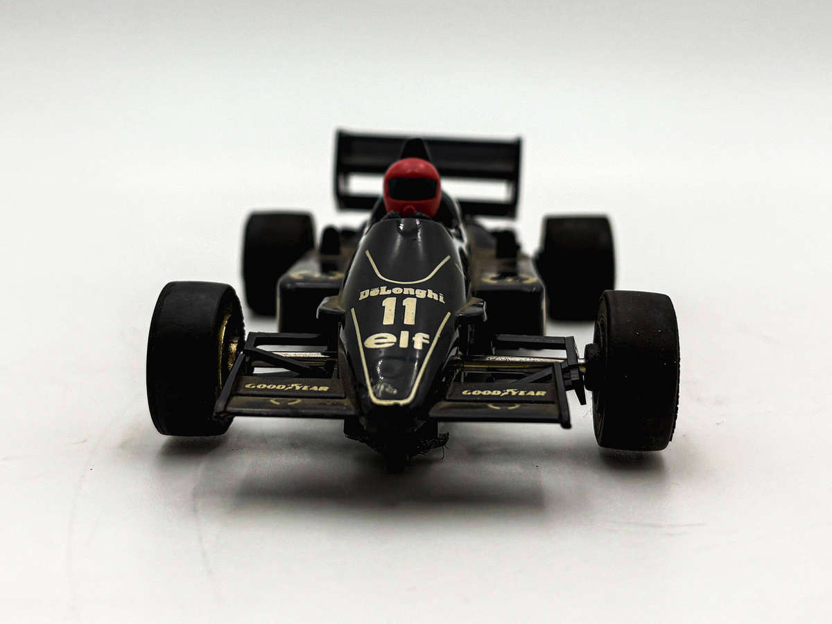 Scalextric C.425 Lotus Renault 98T  1:32 Scale Slot Car (Used, Boxed, All Original)