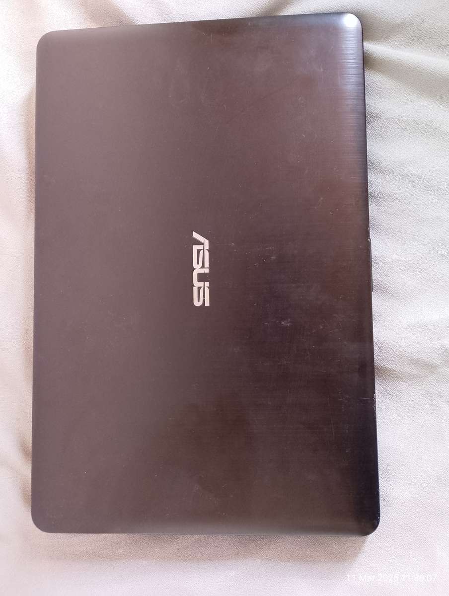 Asus F541U PC