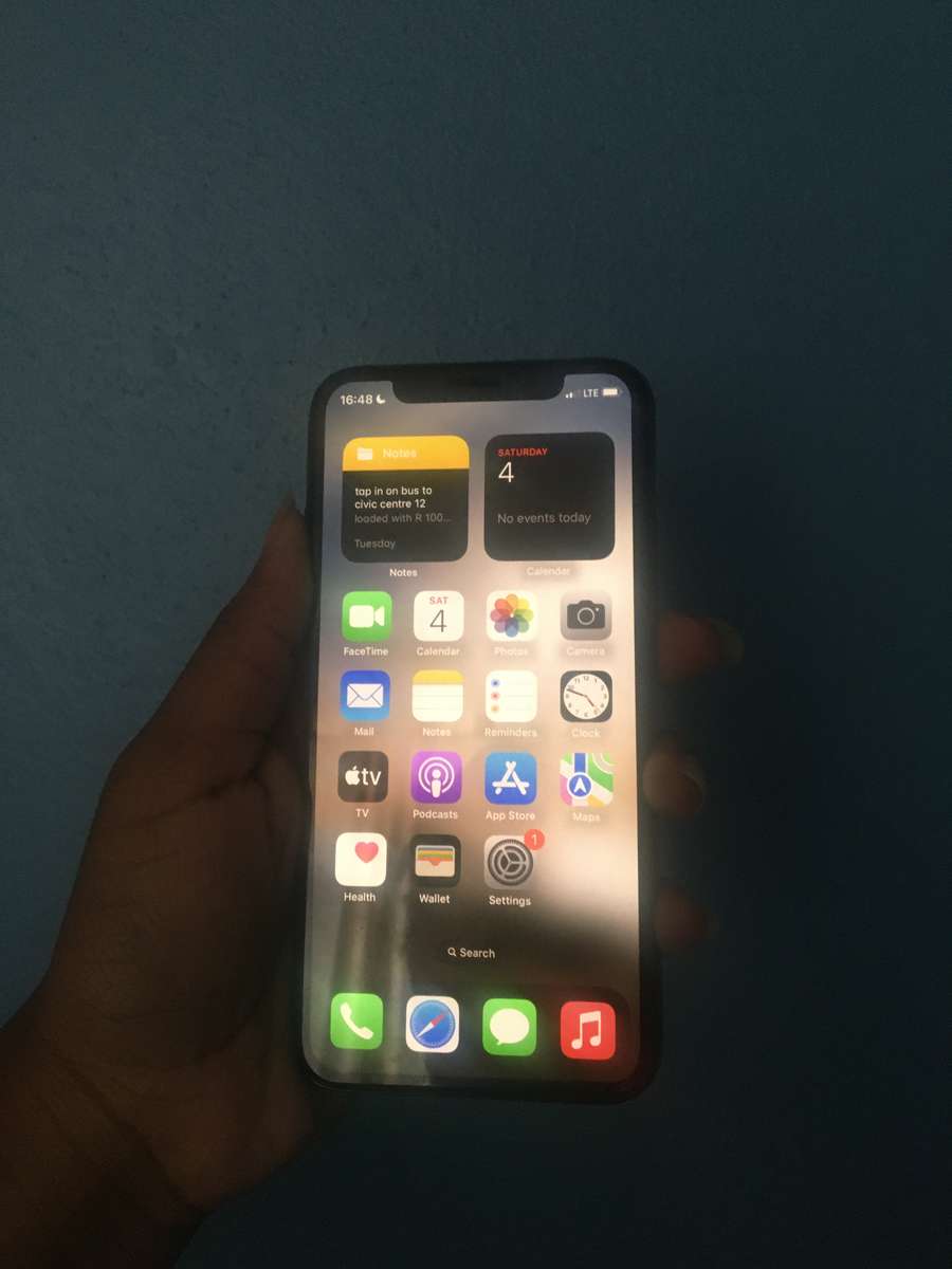 iPhone XR
