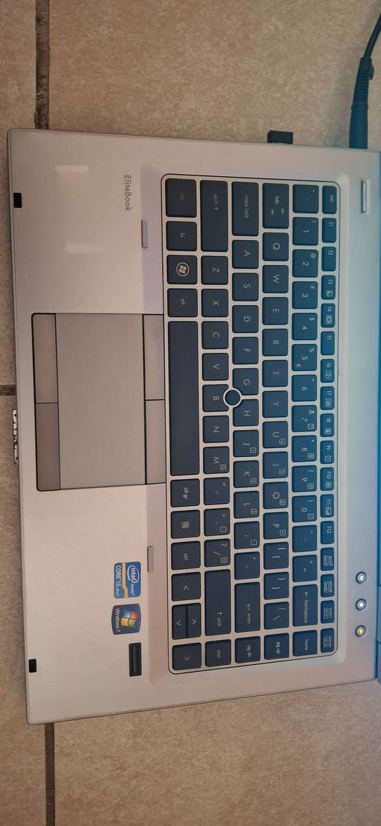 HP i5 LAPTOP