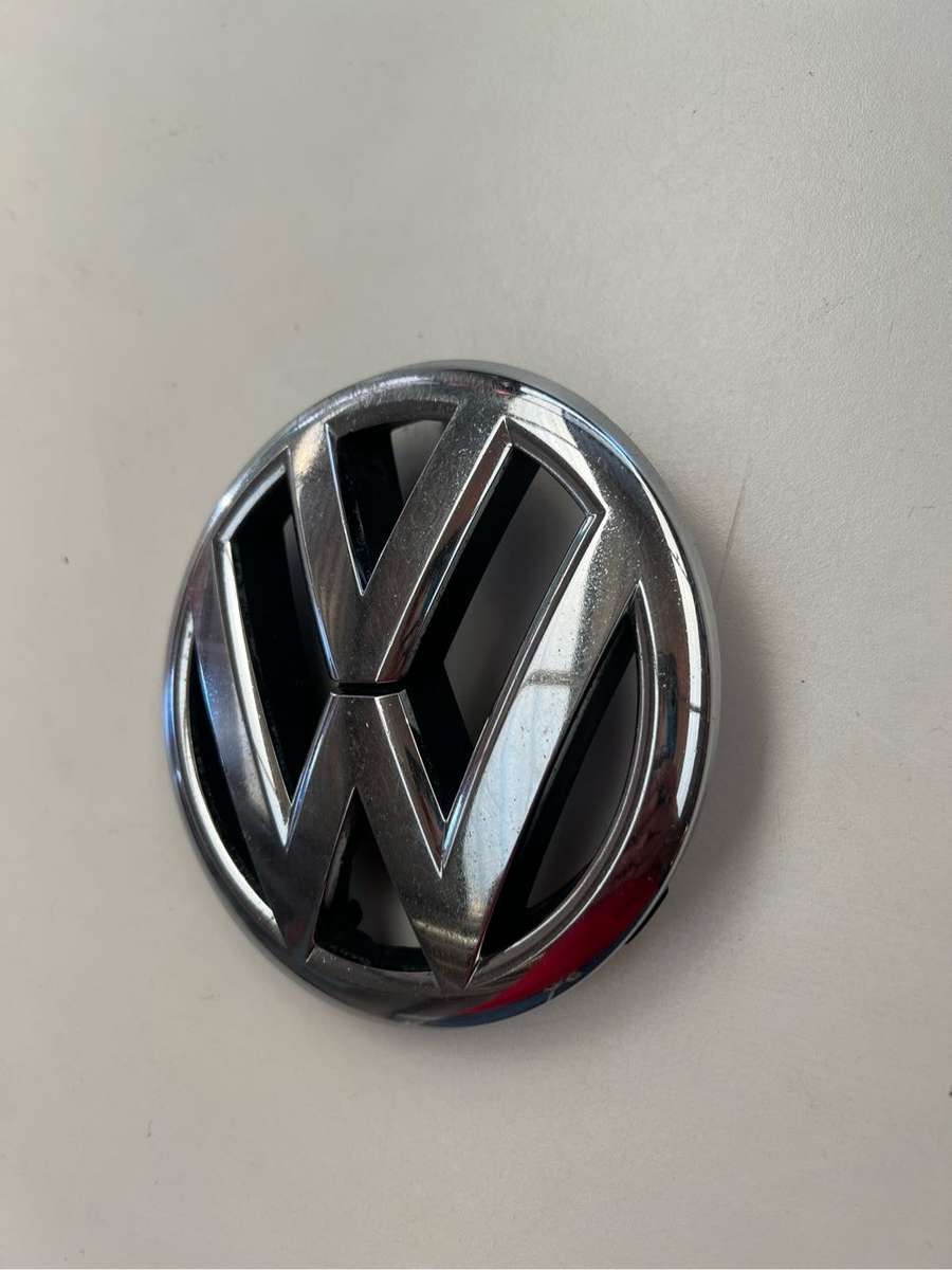 Volkswagen badge vw