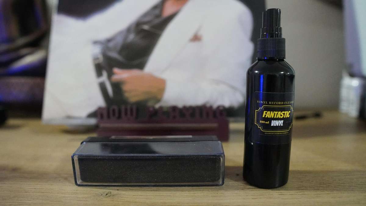 Vinyl Record Cleaner + Record Cleaning Brush Combo -100ml Spray Bottle + Brushes