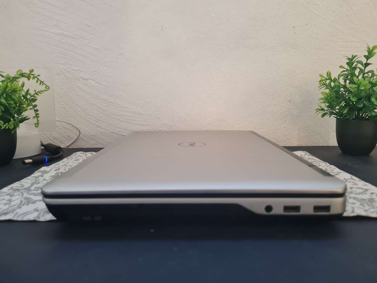 Dell Latitude E6540| I5-4300M | AMD Radeon HD 8790M