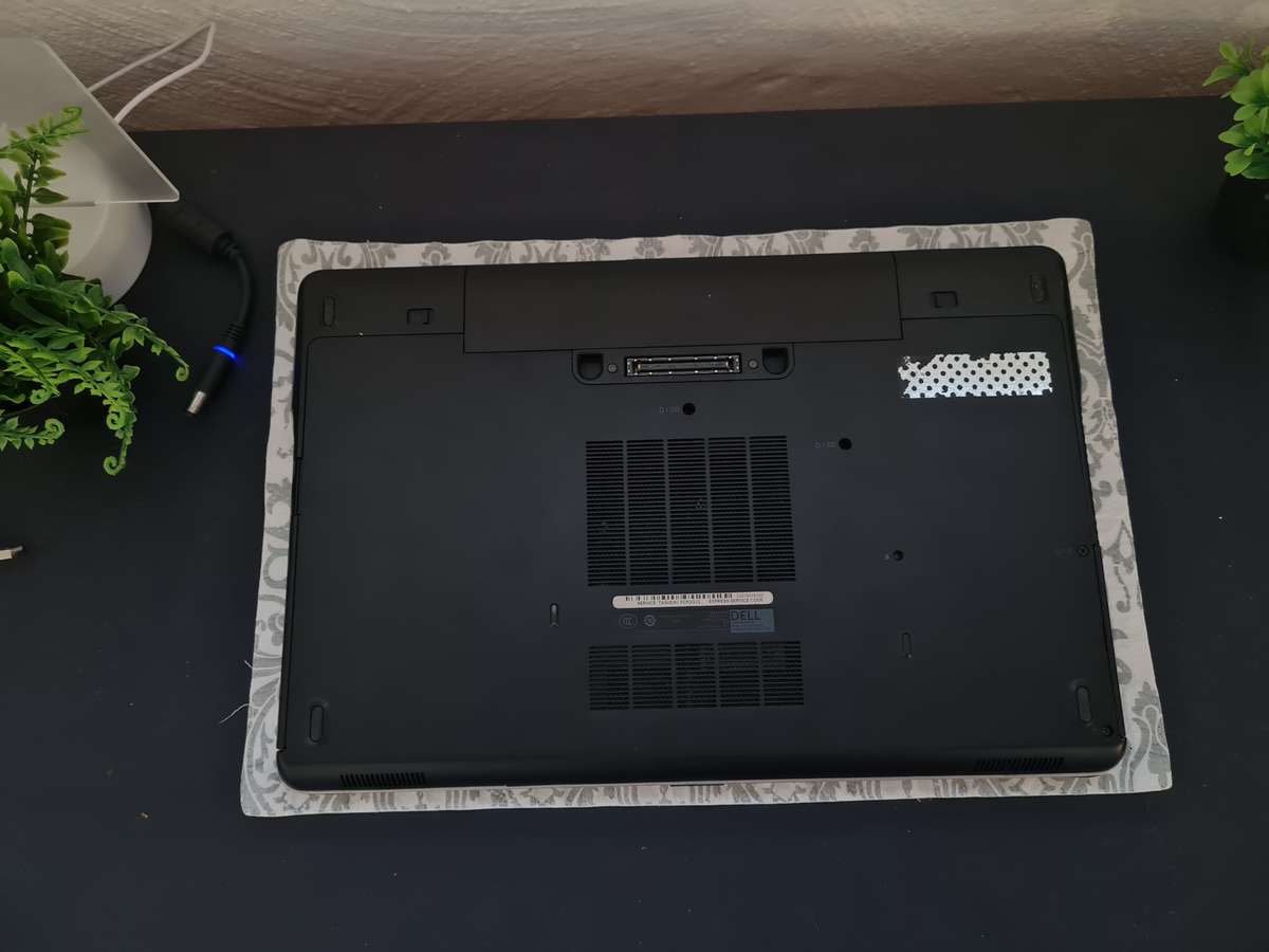 Dell Latitude E6540| I5-4300M | AMD Radeon HD 8790M