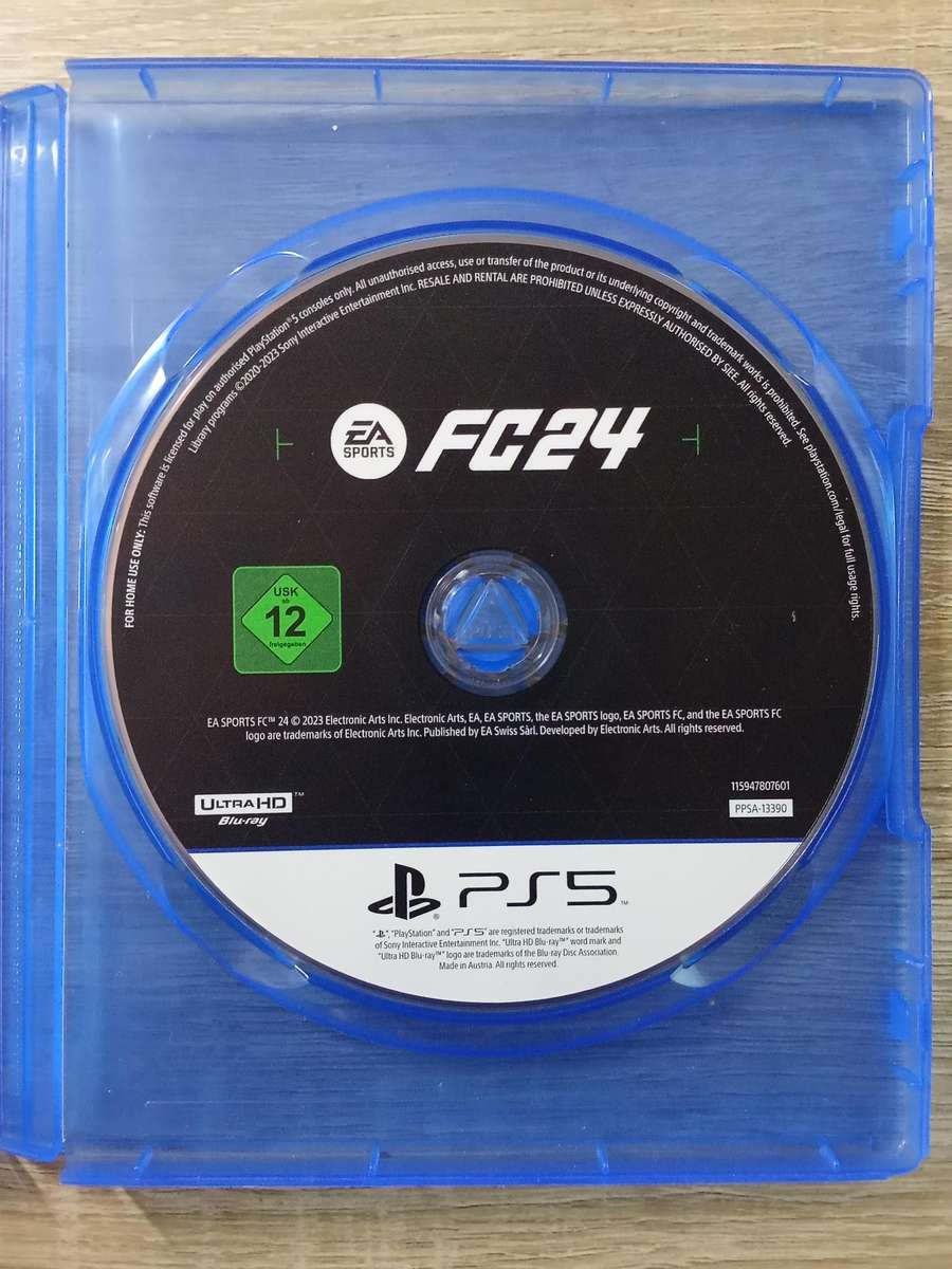 PS5 Fifa 2024 Disk with Box