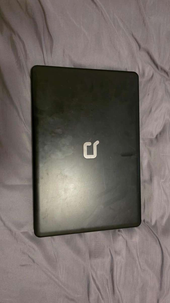 Hp Compaq 610 Laptop (Please Read Description)