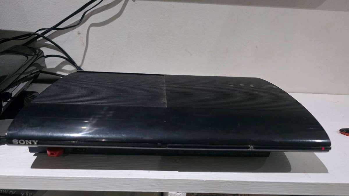 PlayStation 3 Super Slim - H3N Modded