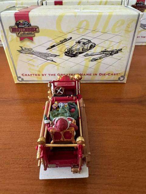 Matchbox Collectibles - Model AA 1.5-ton Truck - Christmas edition