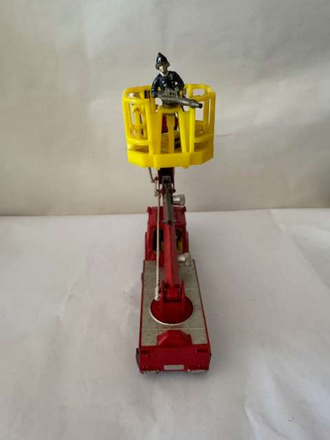 Corgi Major Toys - Simon Snorkel Fire Engine