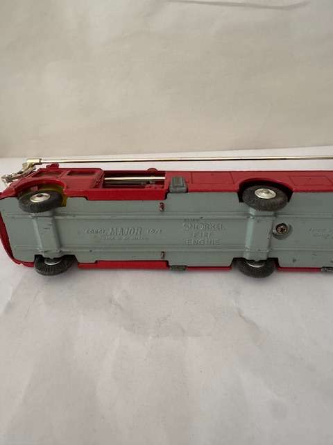Corgi Major Toys - Simon Snorkel Fire Engine