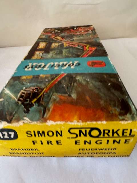 Corgi Major Toys - Simon Snorkel Fire Engine