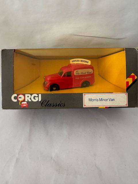 Corgi Classics - C957/6 - Morris Minor Van