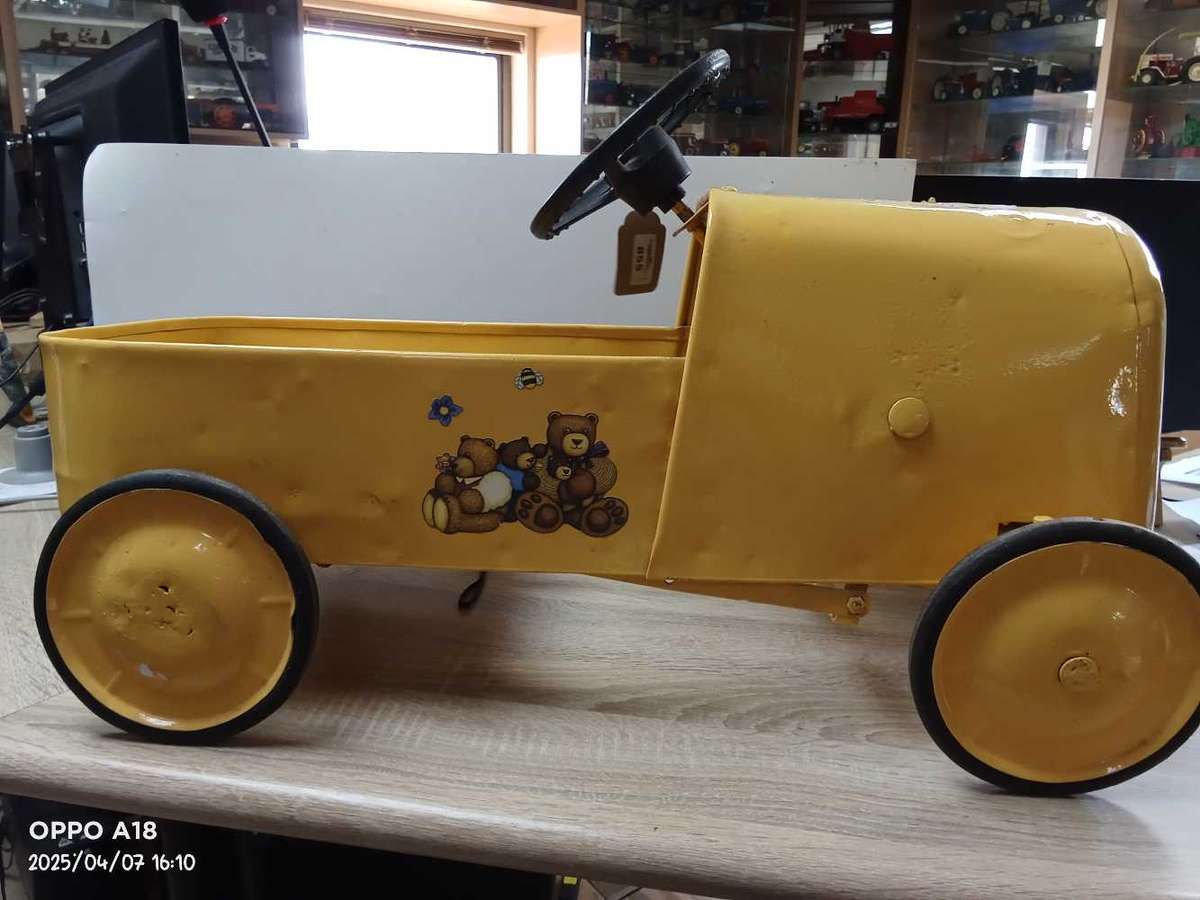 Antique Kiddies Ride on Car