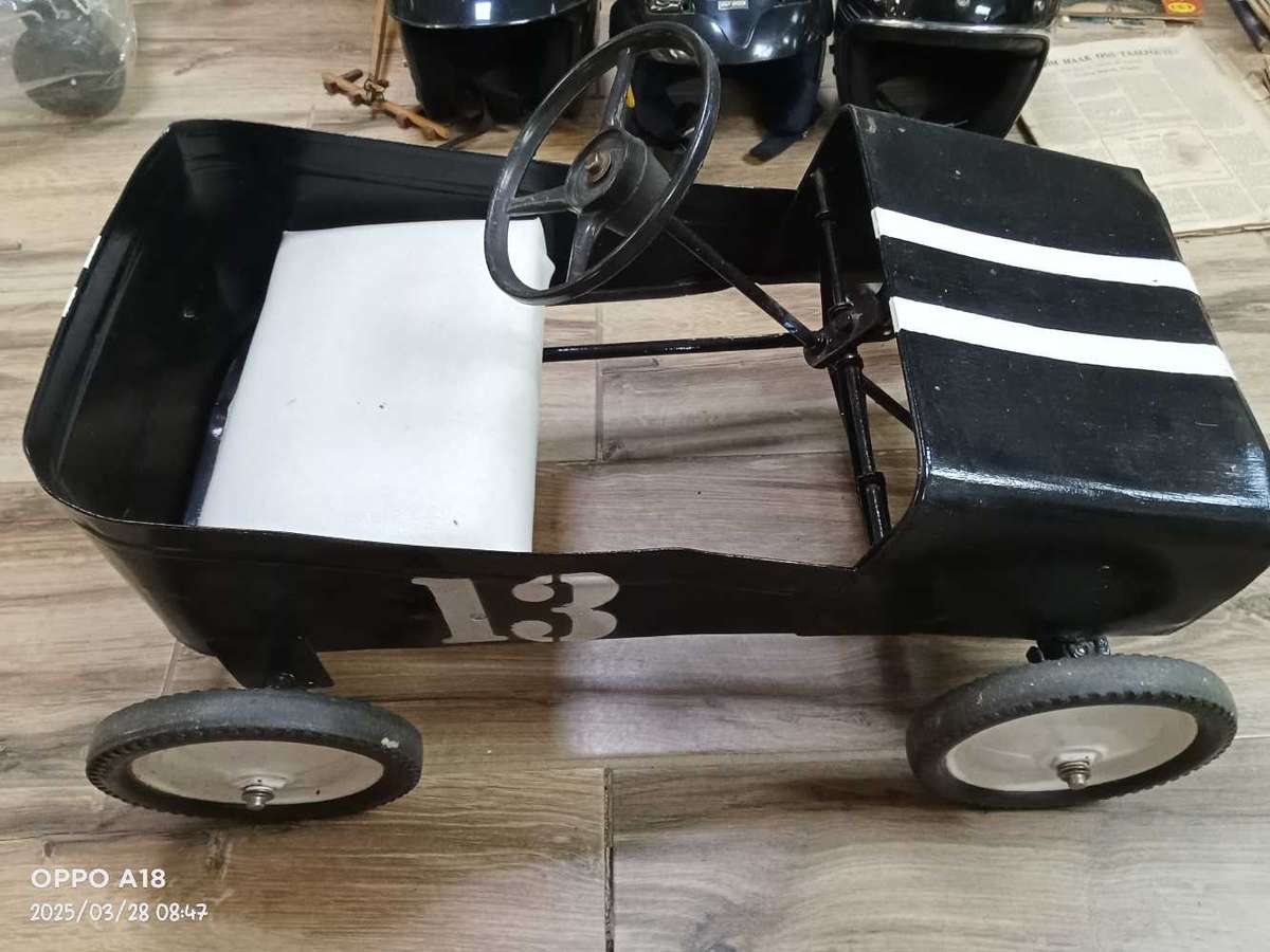 Antique Kiddies Ride on Car