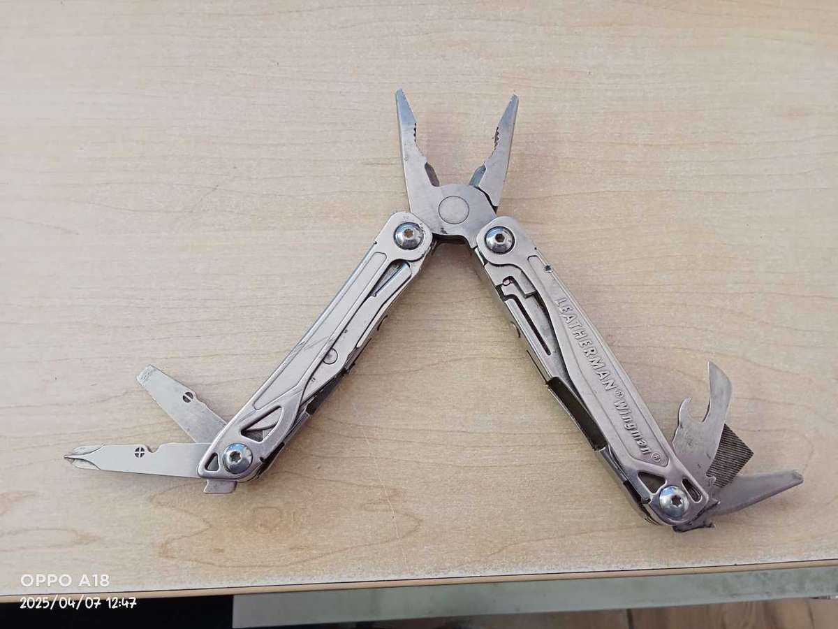 Leatherman Wingman Utility Knive