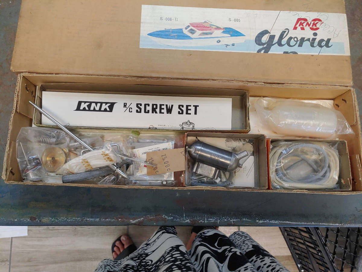 Antique RC KNK Gloria Boat