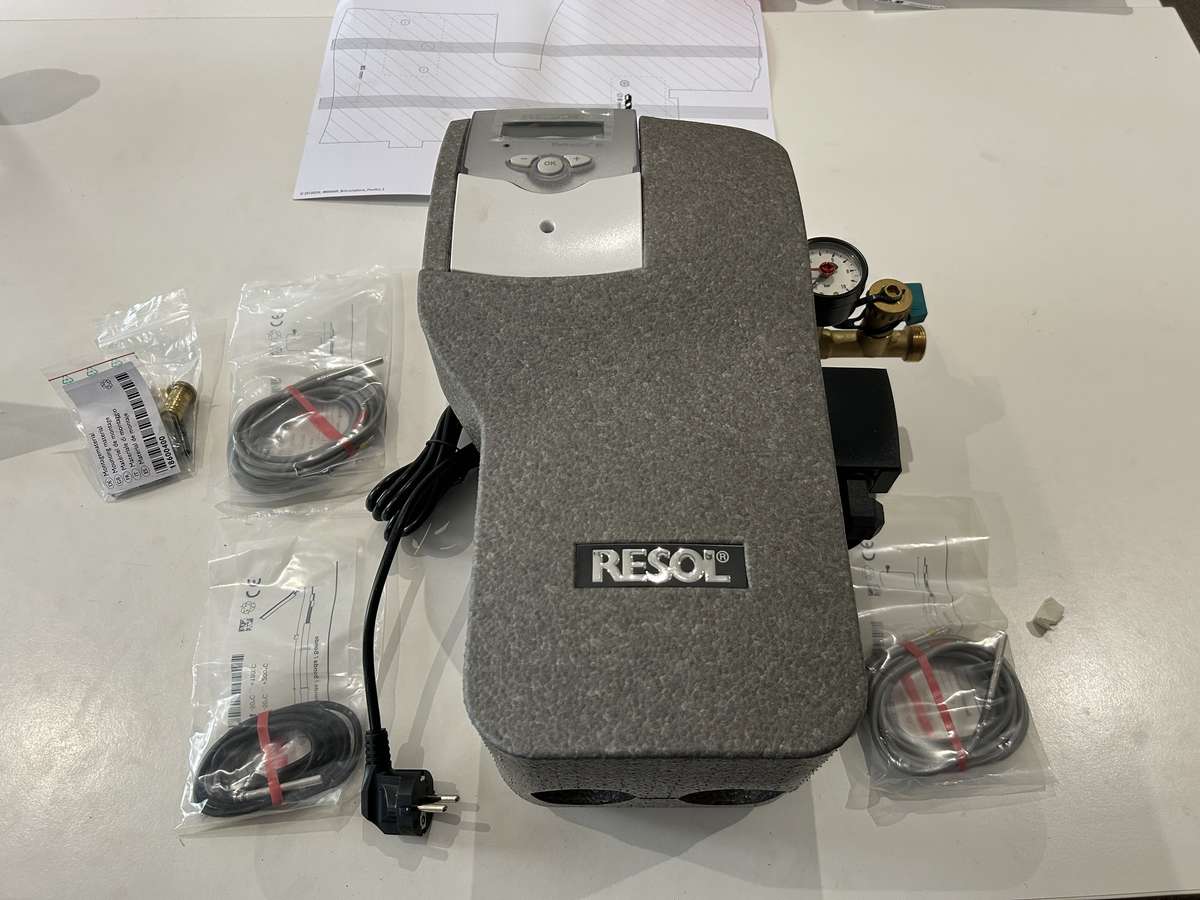 SINGLE-LINE PUMP STATION WITH CIRCULATING PUMP{WILO ST 15/6 ECO}