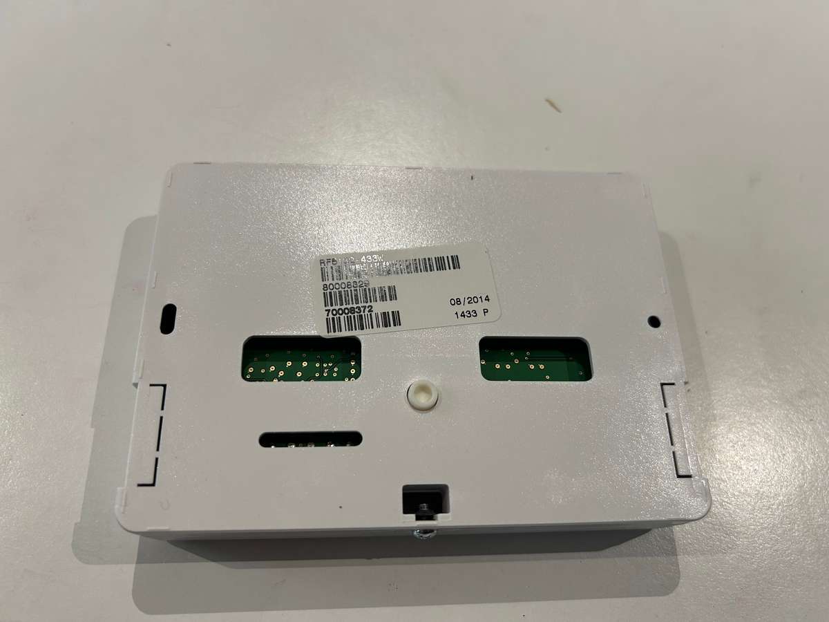 DCS 1-WAY WIRELESS REPEATER DOOR CONTACT W/XFMR-EU