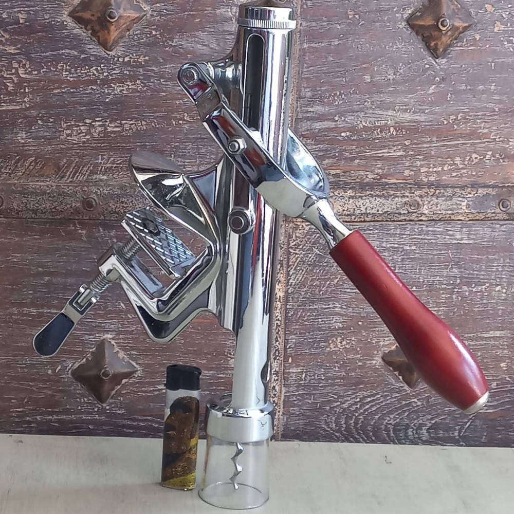 Professional Table mountain/Bar top Chrome wine bottle opener