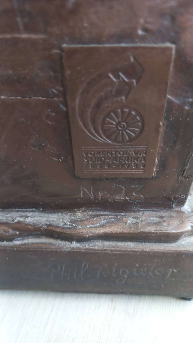 Die Groot Trek 18381988  Rare Phil Potgieter Numbered Sculpture Moulding