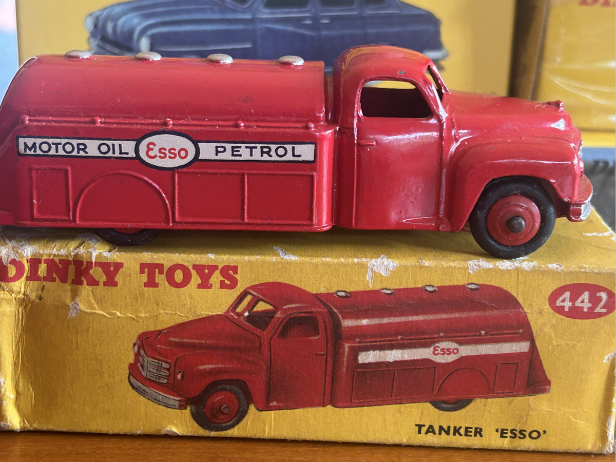 Dinky Toys 442