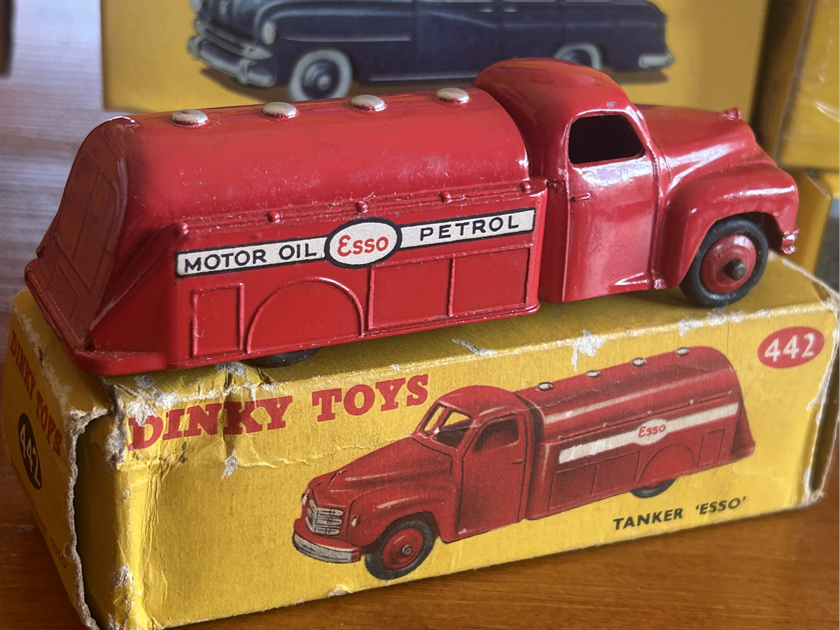 Dinky Toys 442