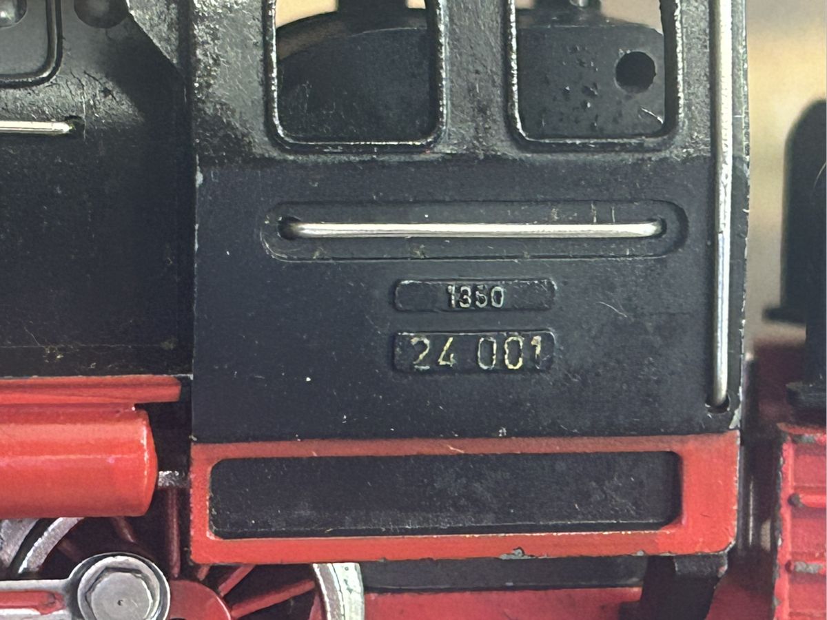 Locomotive and tender