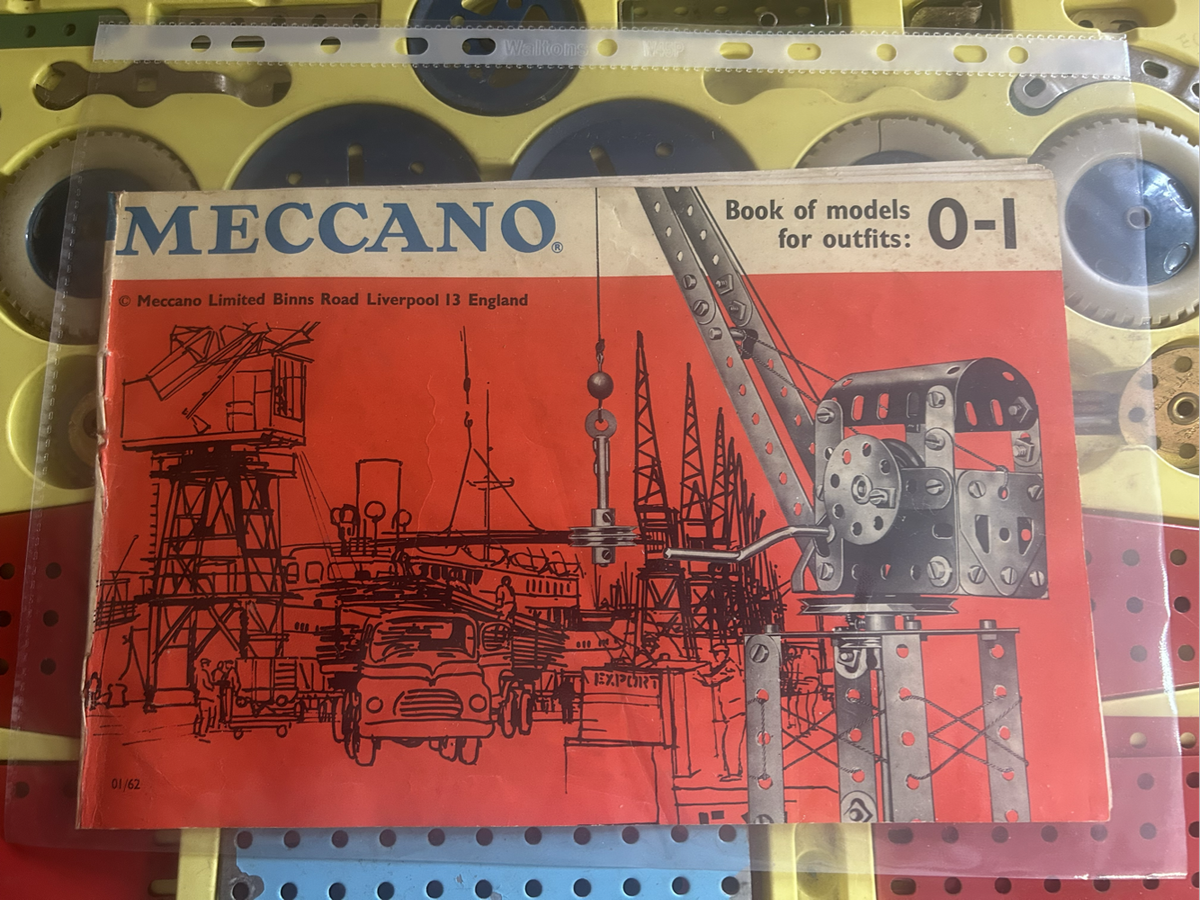 Meccano 4