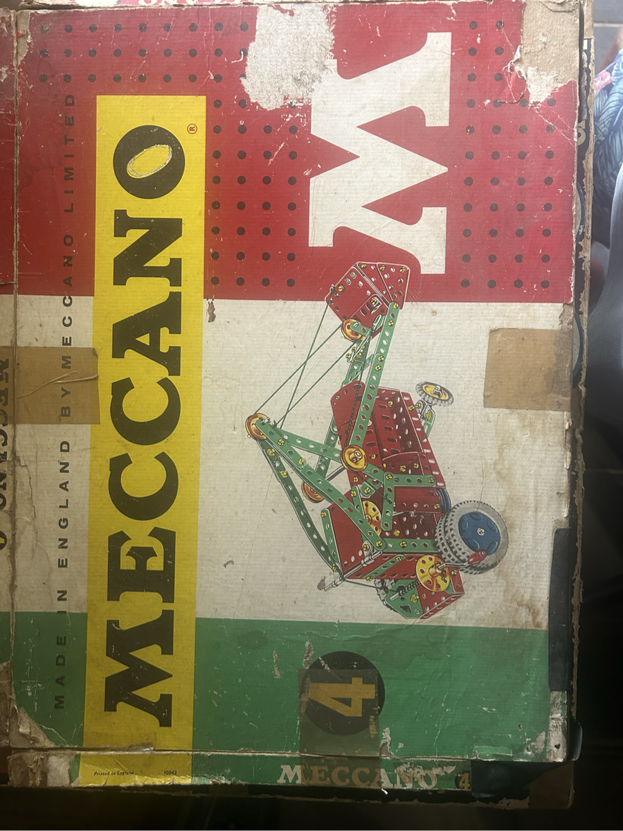Meccano 4