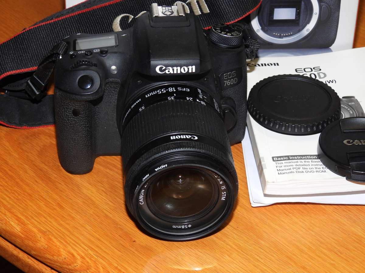Canon 760D Body + Canon EF-S 18-55mm f3.5-5.6 IS STM Lens