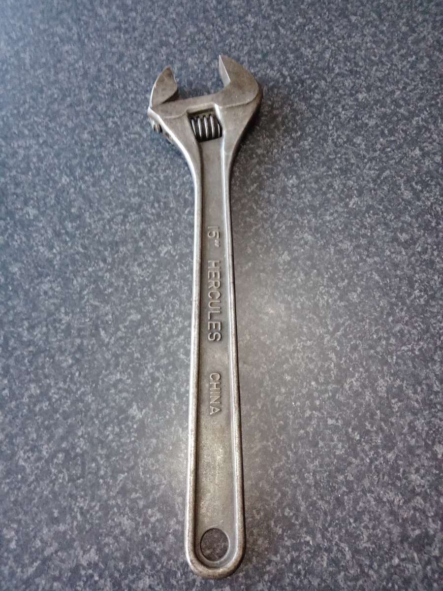 Shifting Spanner 15 Inches