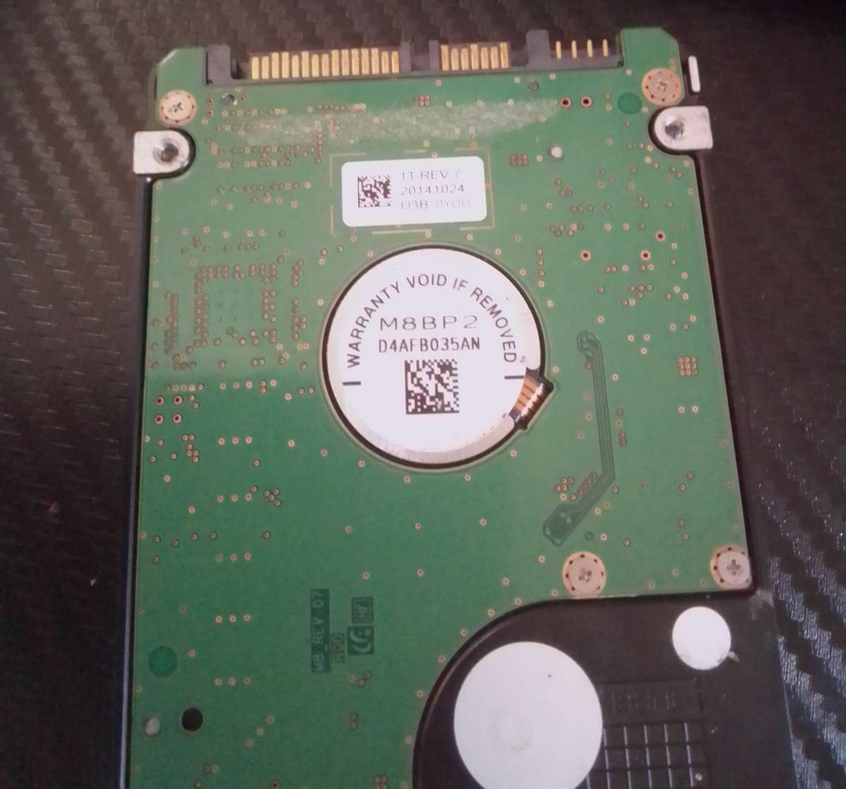 Bulk lot of 1 x SSD and 3x HDD drives