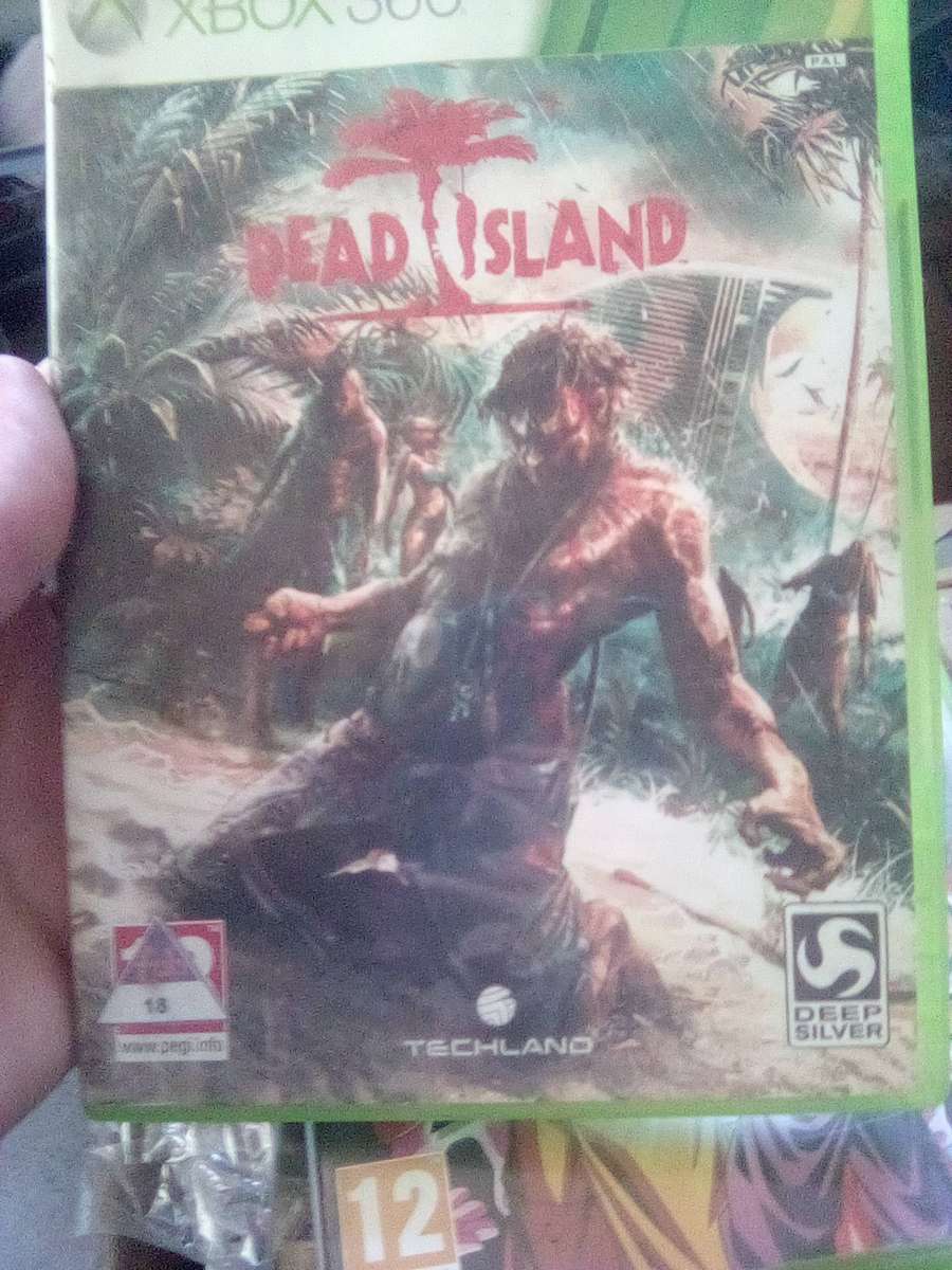 Xbox 360 Console Bundle with 14 Games and 3 Wireless Controllers