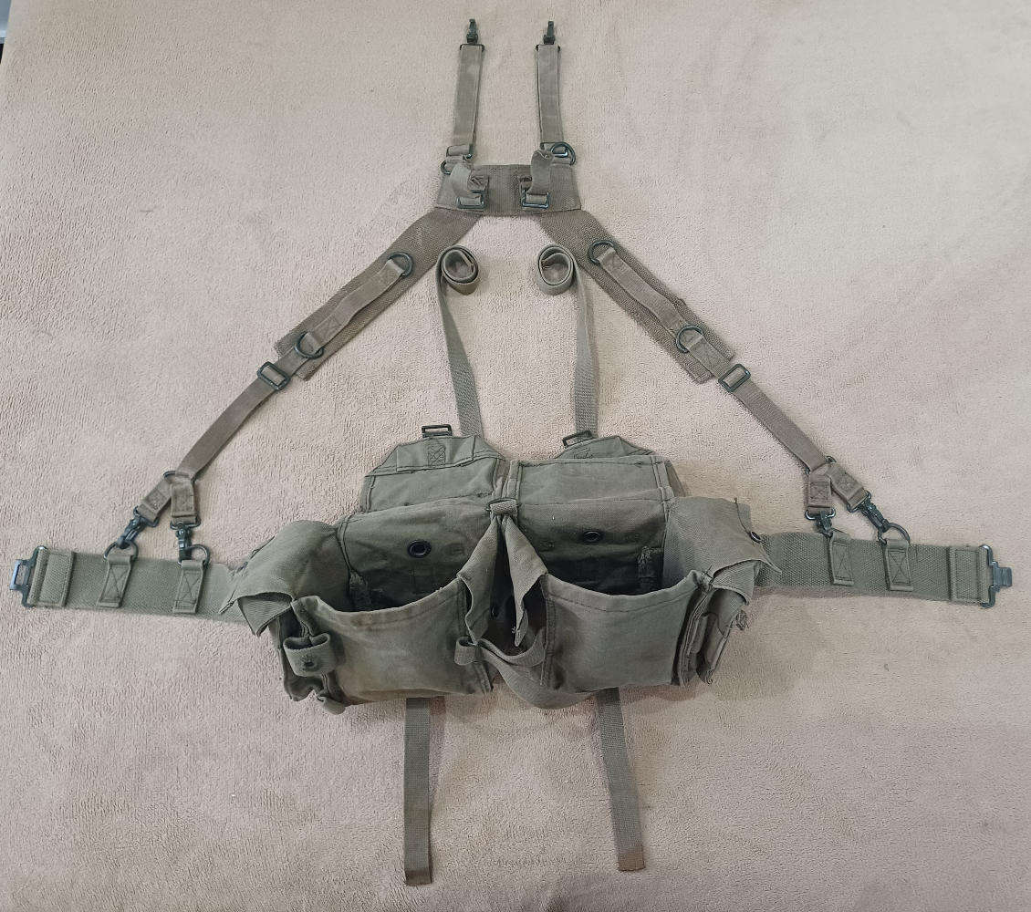 SADF Pattern 73 Kidney Belt & Yoke Webbing (Excellent Condition)!