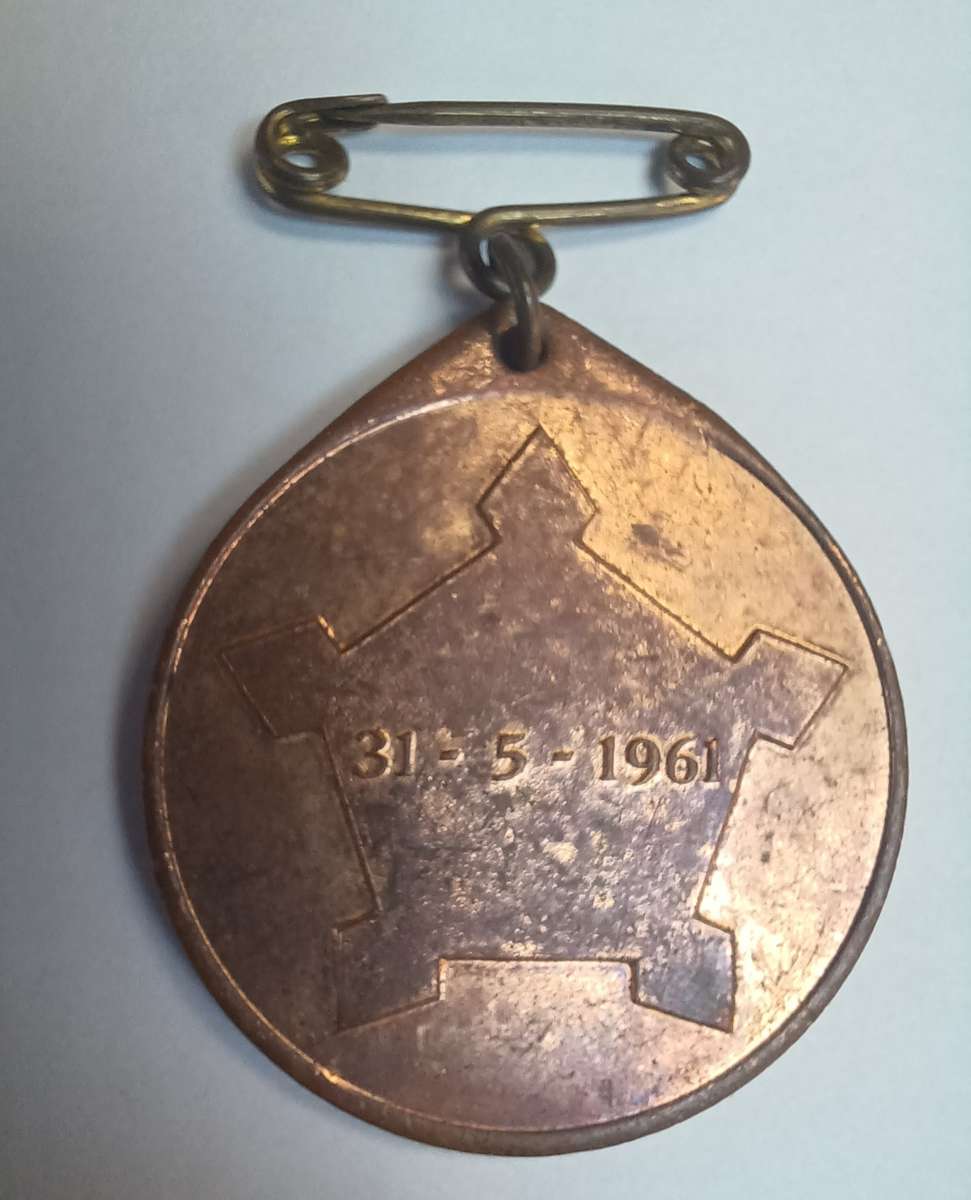 SA REPUBLIC FORMATION MEDAL (1961) & ORIGINAL CLASP