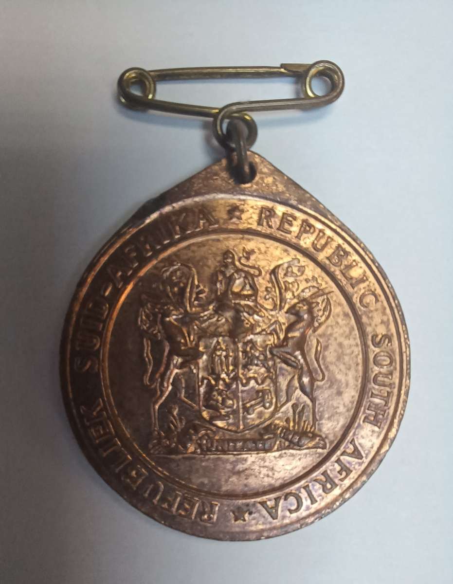 SA REPUBLIC FORMATION MEDAL (1961) & ORIGINAL CLASP