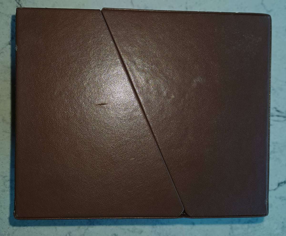 WATCH / JEWELRY DISPLAY & PRODUCT BOX - ROTATING PLATFORM - PROFESSIONAL