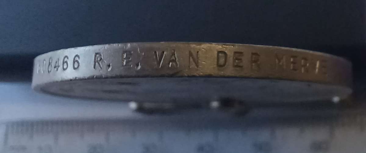 WW2_WAR MEDAL (FULL SIZE) - 608466 R.E. VAN DER MERWE