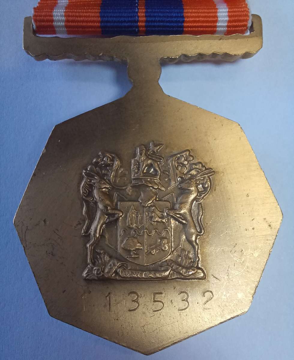 SADF_PRO PATRIA MEDAL (FULL SIZE) - ORIGINAL BOX & "DOG TAGS"