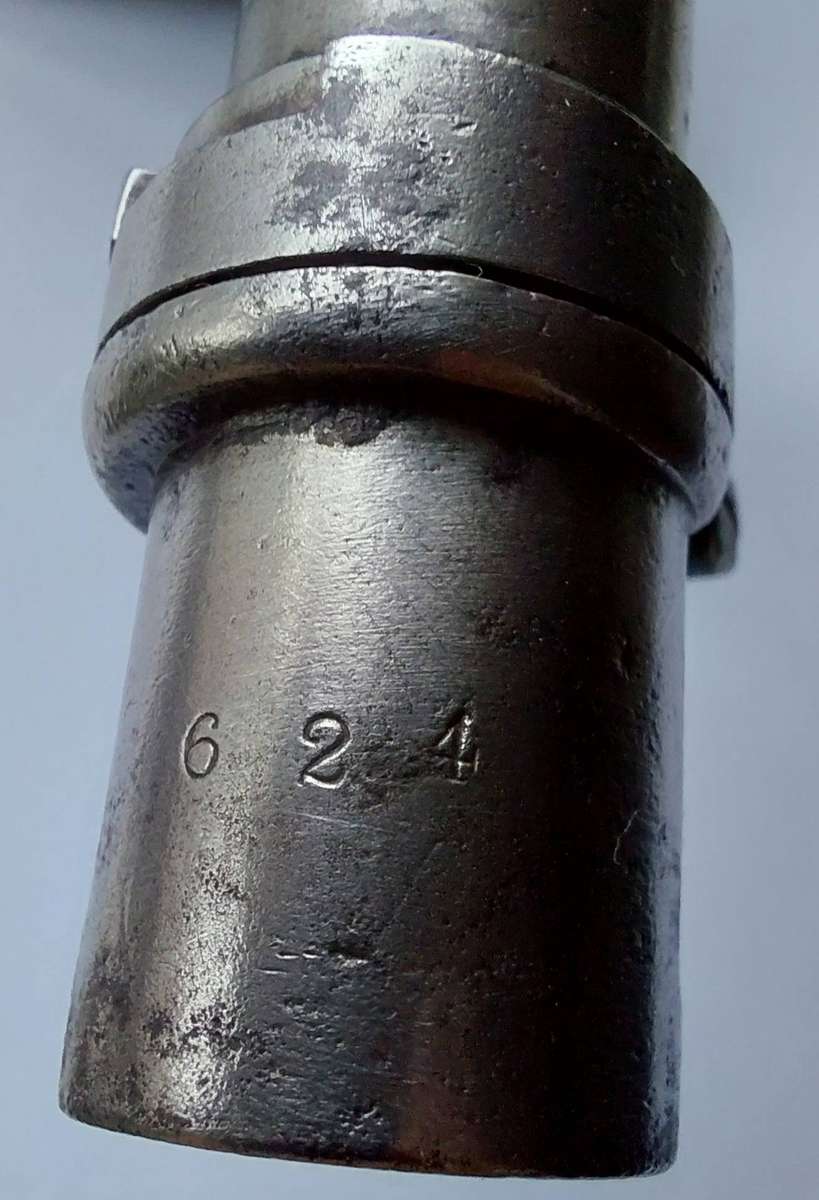 PAT. 1853 BRITISH ENFIELD-MUSKET SOCKET BAYONET & SCABBARD & FROG (MATCHING NUMBERS - 624)