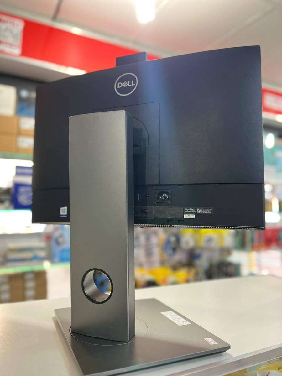 Dell 5270 AI0  Ci5 - 9th gen  8gb / 256gb ssd  Touch screen