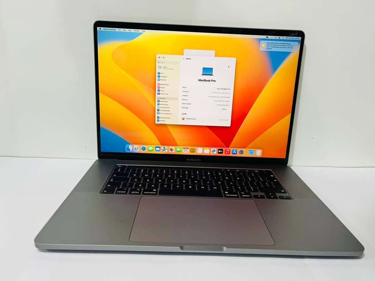 Mac Book Pro 16 - inch - 2019 - ci7 - 16gb ram 512 gb sdd