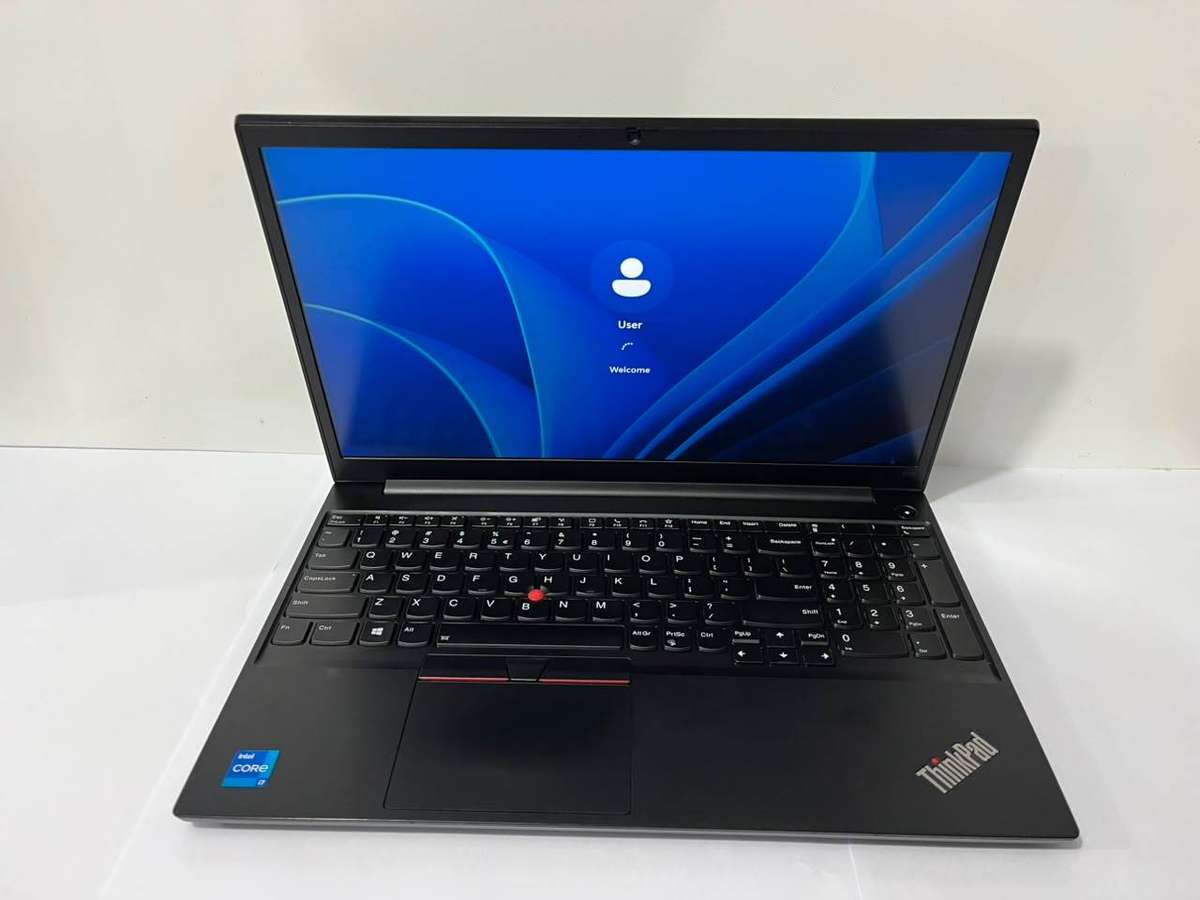 Lenovo ThinkPad E15 Gen 2  Ci7 - 1165G7  8gb / 256 gb ssd